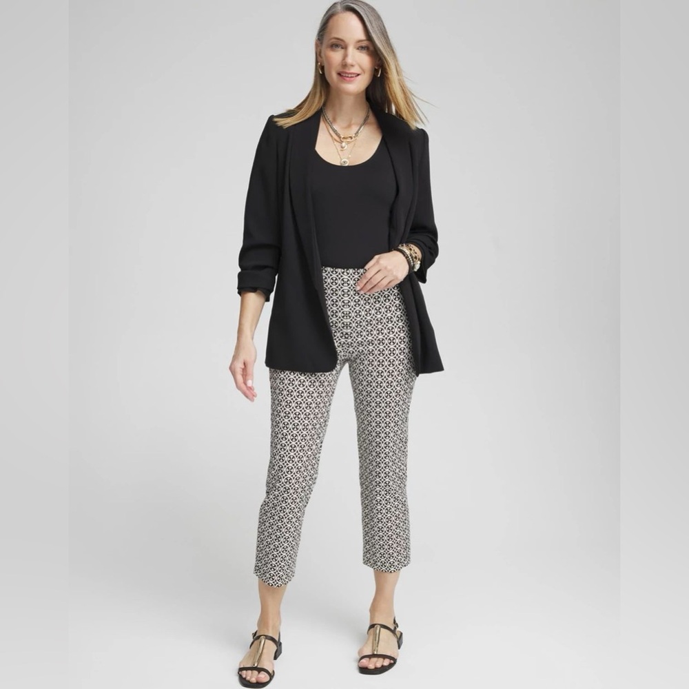 CHICO’S NWT 3 So Slimming Juliet Tile Print Straight Cropped Pants 16 Medallion